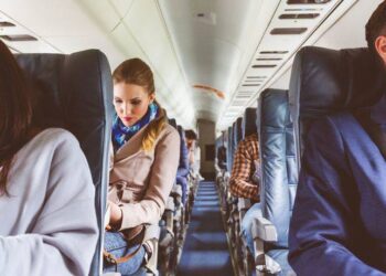 La oferta de asientos internacionales hacia España crece más de un 5% en octubre