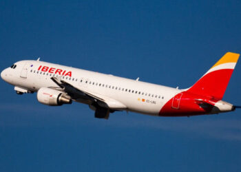 Iberia amplía su red europea e impulsa su conectividad con México en verano