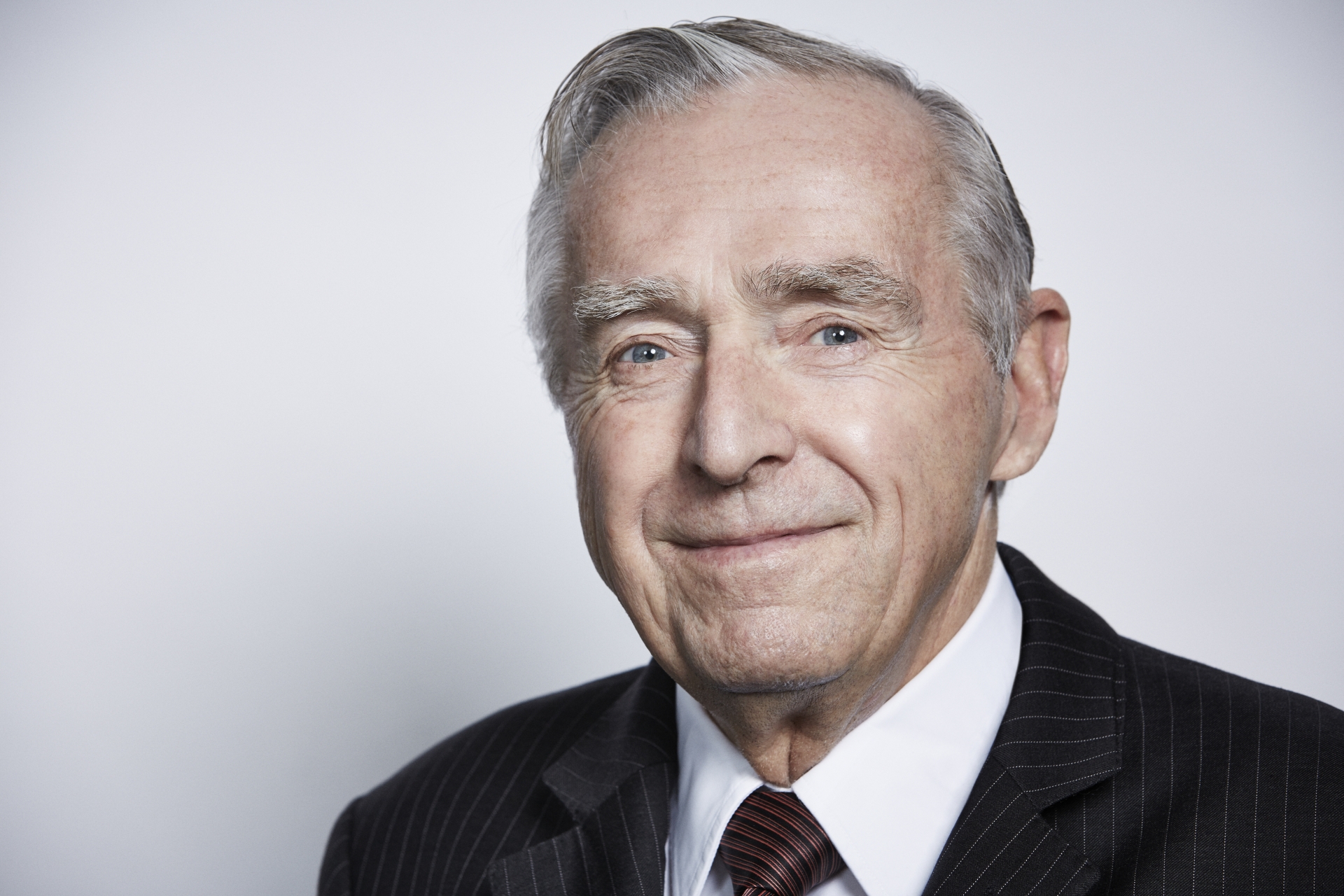 Cambios en Sixt: dimisión de Erich Sixt y traslado